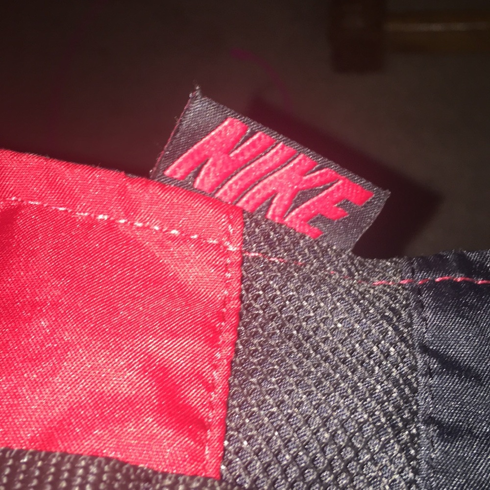 Red Nike Drawstring Bag - Picture 2 of 4